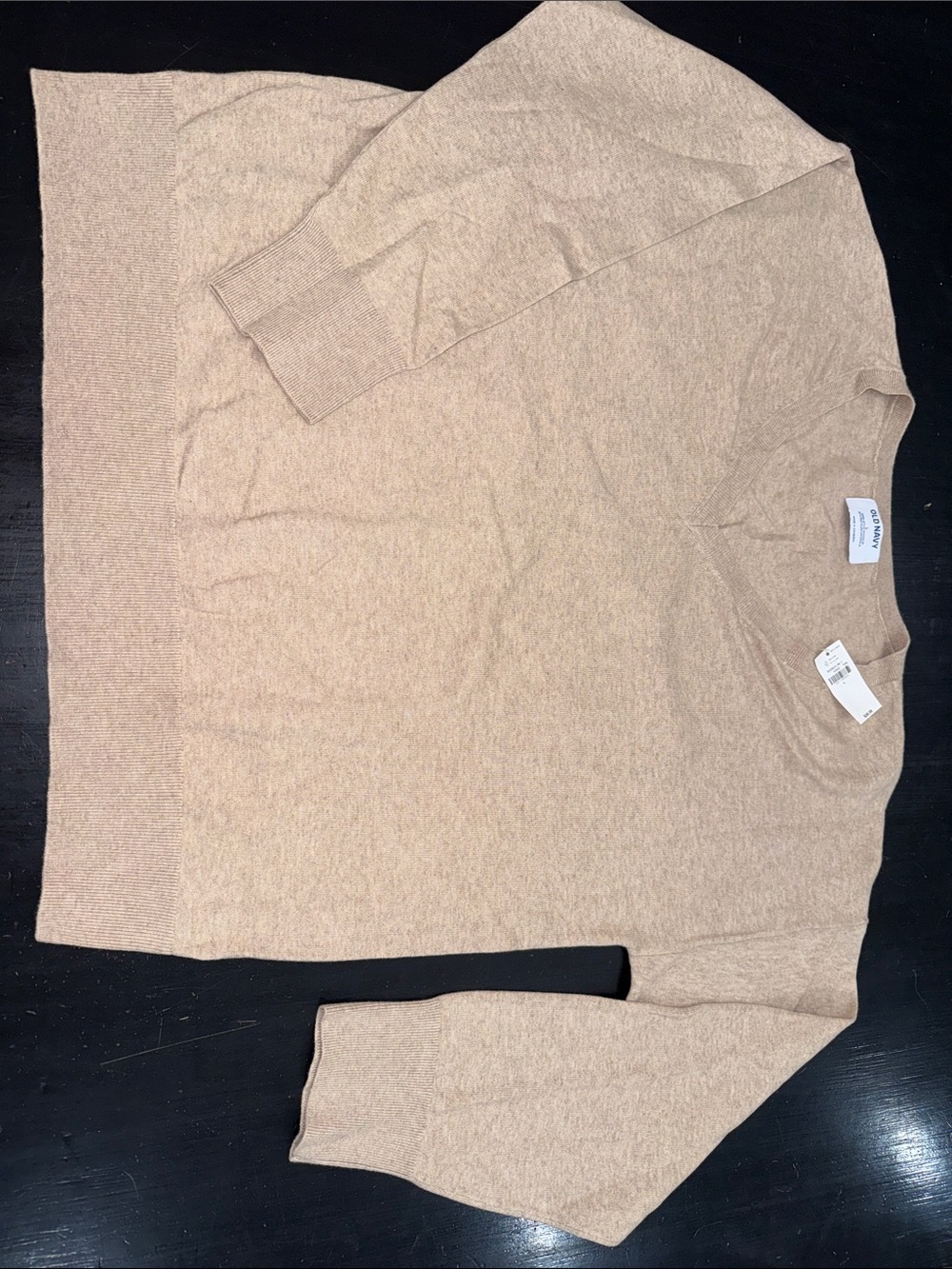 OLD NAVY v neck light weight sweater. size large. tan. NEW with tags.